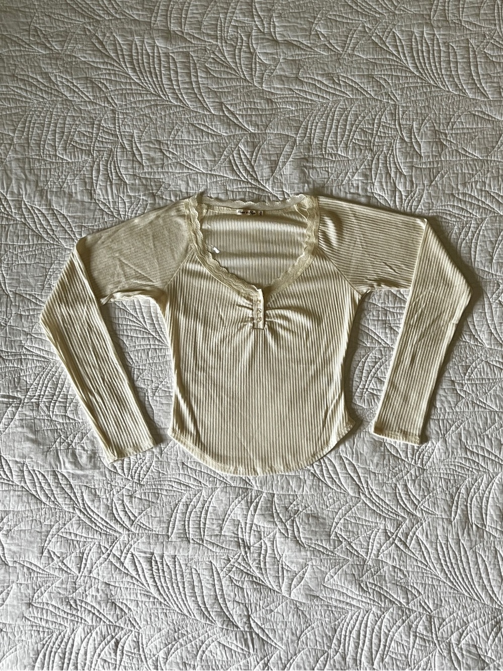 NWT - Dolls Kill - ‘Text Me Long Sleeve Top’ - Ivory - Medium